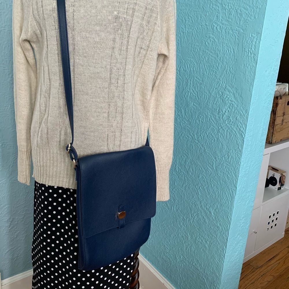 NWOT Blue Crossbody